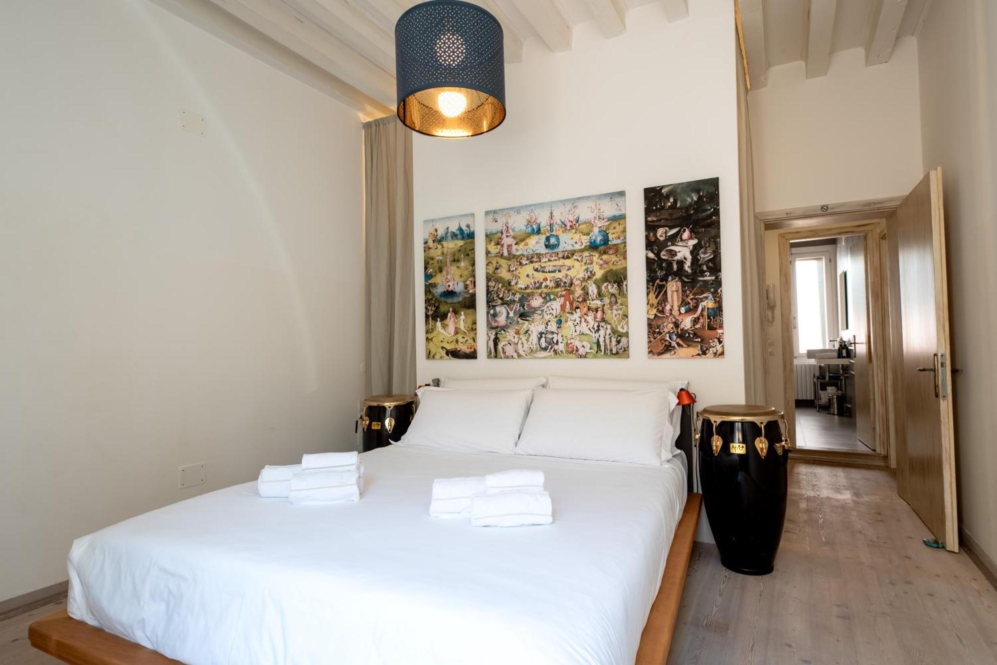Elegance And Comfort Between St S And Biennale